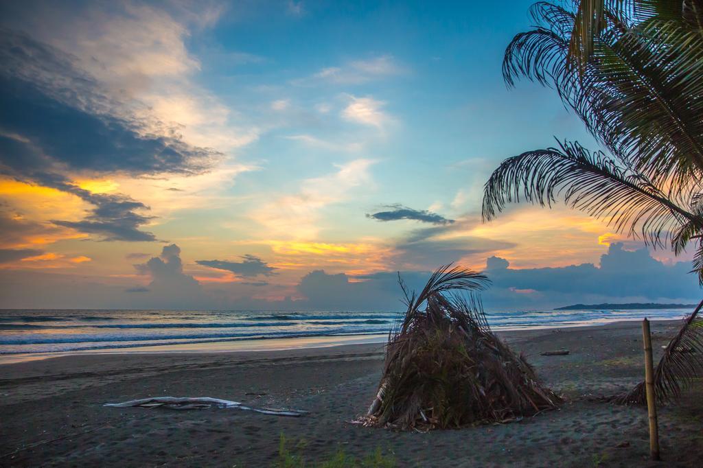 Encantada Ocean Cottages Esterillos Este Luaran gambar